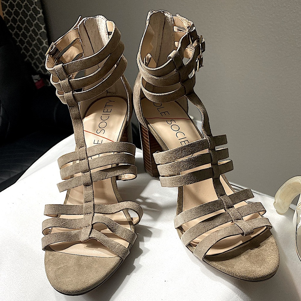 Sole Society Elise Taupe Suede Leather Sandals (New)